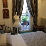 公寓 La Fantella Attico In Centro